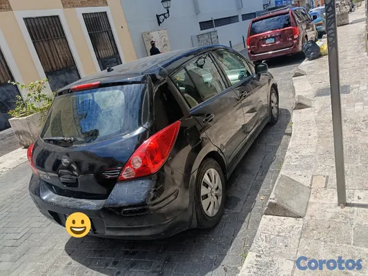 2012 Nissan Versa — foto 3 / 5