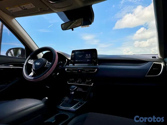 2021 Kia Seltos — foto 6 / 13