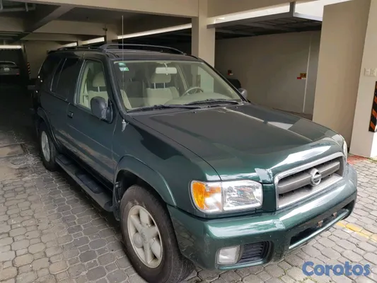 2001 Nissan Pathfinder