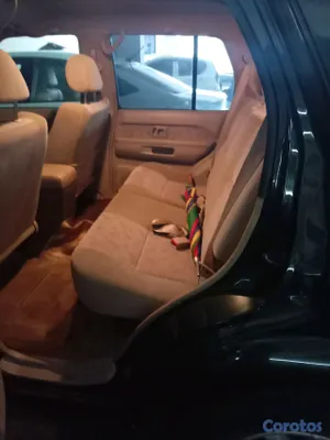 2001 Nissan Pathfinder — foto 5 / 9
