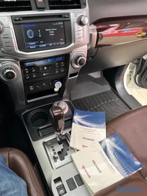 2020 Toyota 4 Runner — foto 9 / 20