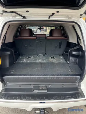 2020 Toyota 4 Runner — foto 17 / 20