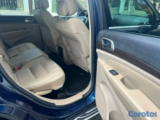 2014 Jeep Cherokee — foto 6 / 20