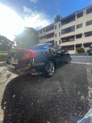 2020 Honda Civic — foto 5 / 17