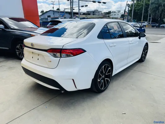 2021 Toyota Corolla — foto 5 / 10