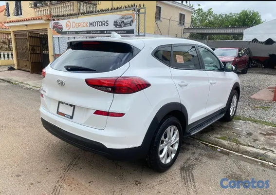 2021 Hyundai Tucson — foto 3 / 10