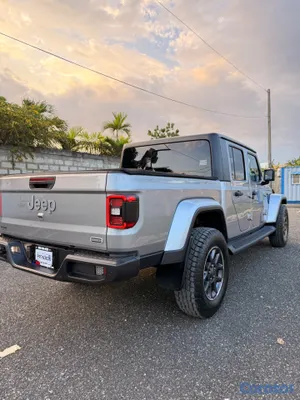 2020 Jeep Gladiator — foto 4 / 5