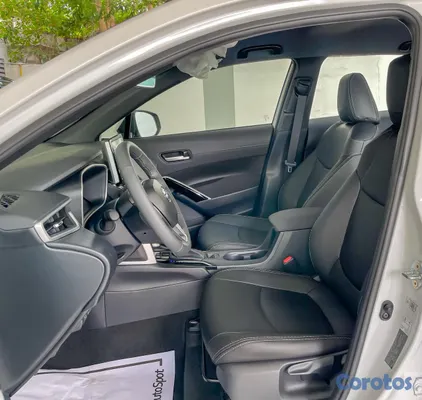 2025 Toyota Corolla Cross — foto 5 / 10