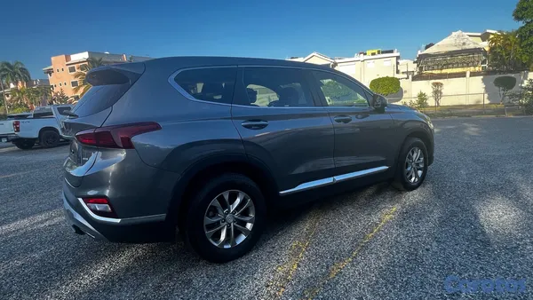 2020 Hyundai Santa Fe — foto 9 / 14