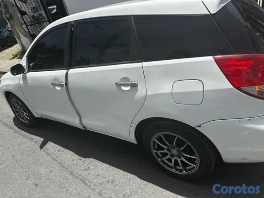 2003 Toyota Matrix — foto 2 / 4