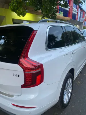 2016 Volvo Xc90 — foto 4 / 8