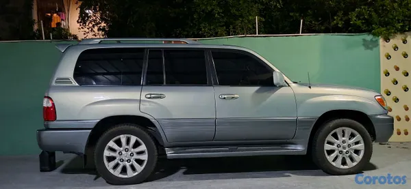 2005 Lexus Lx
