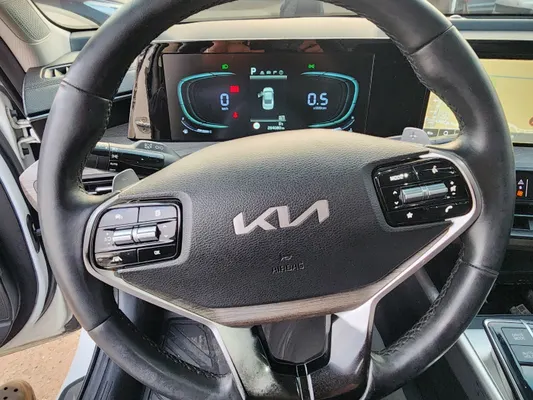 2022 Kia K8 — foto 5 / 10