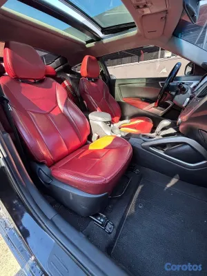 2014 Hyundai Veloster — foto 5 / 8