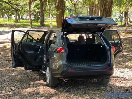 2022 Toyota Rav-4 — foto 12 / 13