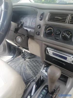 2002 Mitsubishi Montero — foto 5 / 5