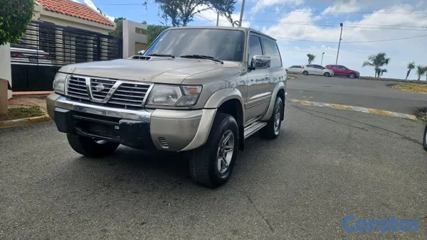 2002 Nissan Patrol — foto 10 / 10