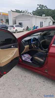 2011 Hyundai Sonata — foto 4 / 8