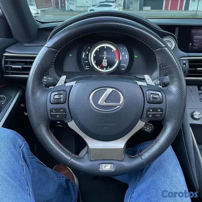 2019 Lexus Is — foto 5 / 9