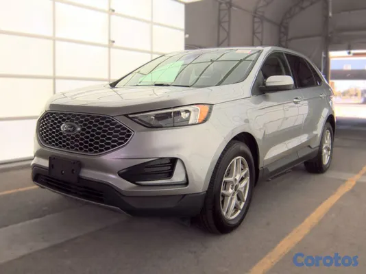2023 Ford Edge
