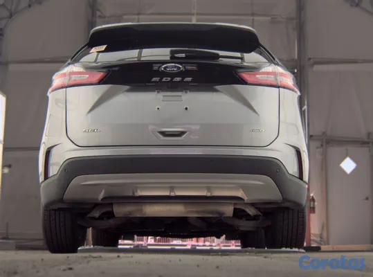2023 Ford Edge — foto 2 / 18