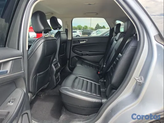 2023 Ford Edge — foto 3 / 18