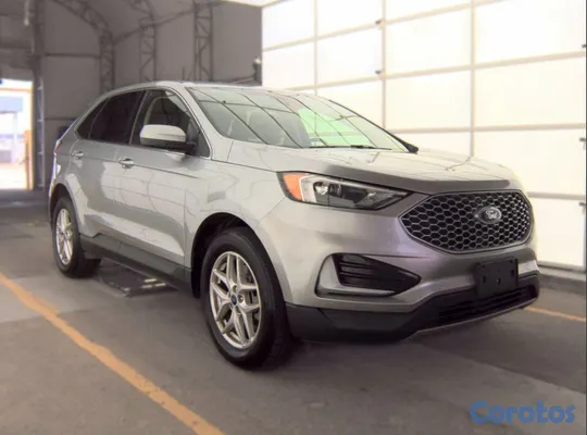 2023 Ford Edge — foto 13 / 18