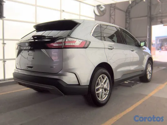 2023 Ford Edge — foto 15 / 18