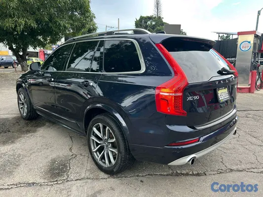 2019 Volvo Xc90 — foto 2 / 10
