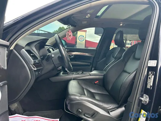 2019 Volvo Xc90 — foto 3 / 10