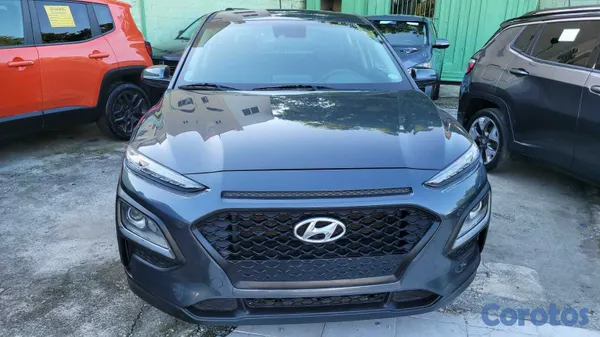 2021 Hyundai KONA — foto 4 / 10