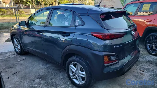 2021 Hyundai KONA — foto 5 / 10