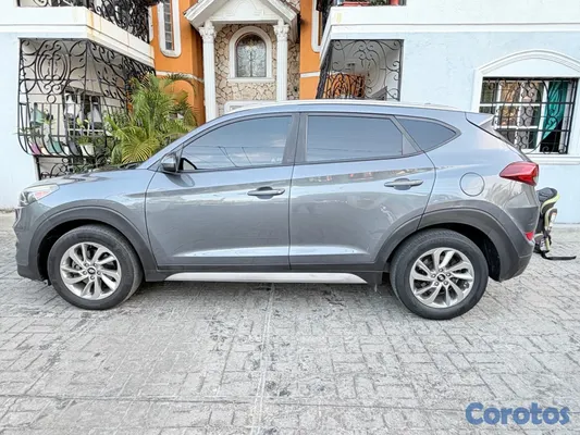 2018 Hyundai Tucson — foto 3 / 10