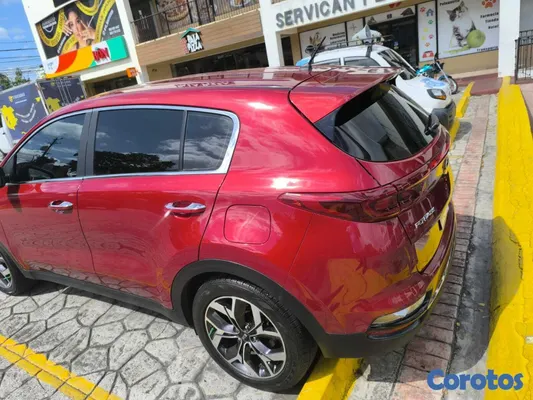 2020 Kia Sportage — foto 3 / 10