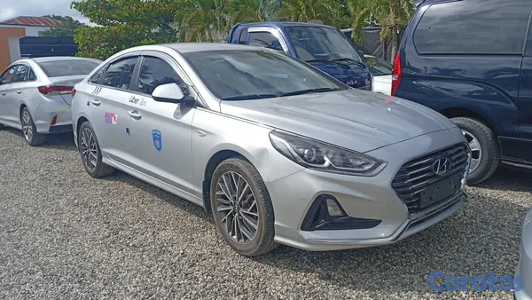 2020 Hyundai Sonata — foto 2 / 10