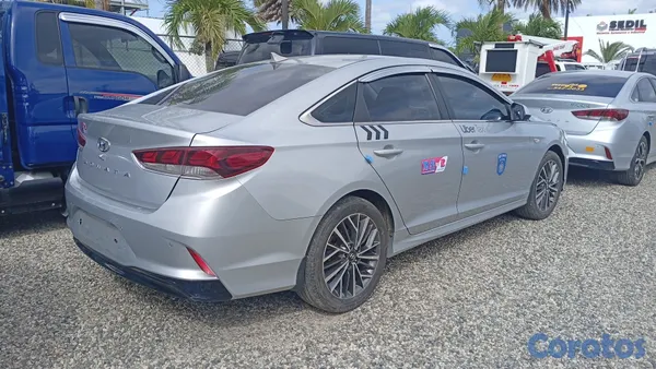 2020 Hyundai Sonata — foto 4 / 10