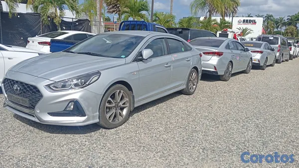 2020 Hyundai Sonata — foto 7 / 10