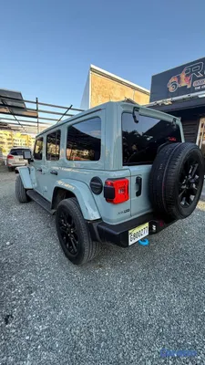 2023 Jeep Sahara — foto 2 / 14