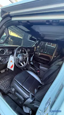 2023 Jeep Sahara — foto 3 / 14