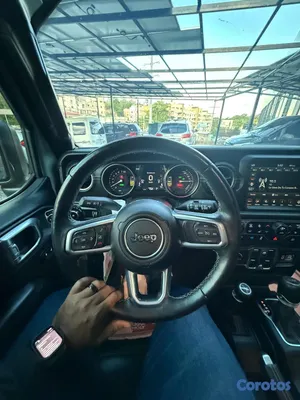 2023 Jeep Sahara — foto 5 / 14