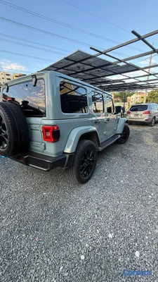 2023 Jeep Sahara — foto 13 / 14