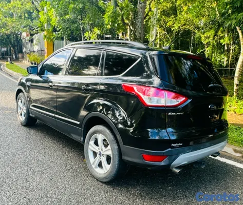 2014 Ford Escape — foto 4 / 12