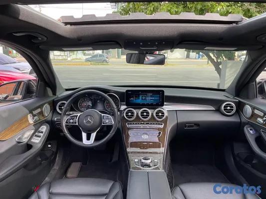 2020 Mercedes-Benz Mercedes Benz C-300 — foto 4 / 10