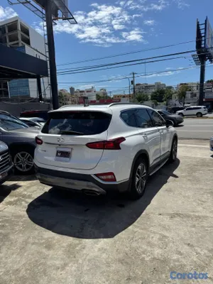 2020 Hyundai Santa Fe — foto 8 / 13