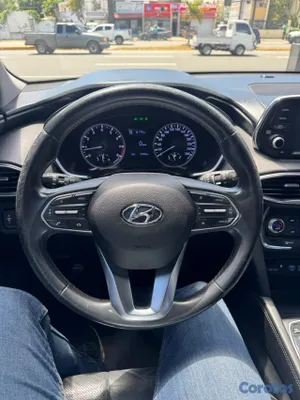 2020 Hyundai Santa Fe — foto 11 / 13