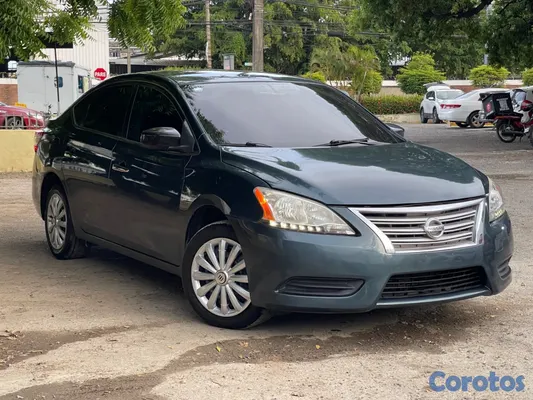 2015 Nissan Sentra — foto 6 / 6