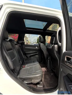 2017 Jeep Grand Cherokee — foto 4 / 10