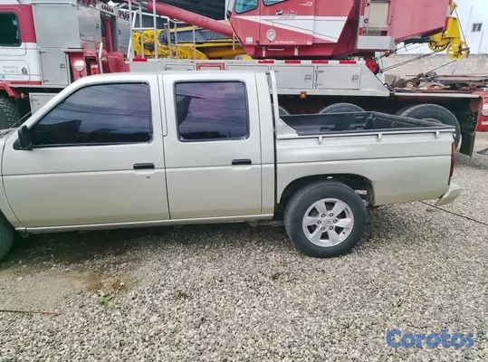 2000 Nissan Con la mejor para trabajarrr! 🙏🏽🙏🏽 — foto 3 / 9