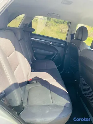 2012 Kia Sorento — foto 4 / 10