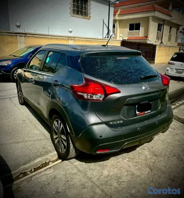 2020 Nissan Kicks — foto 4 / 4
